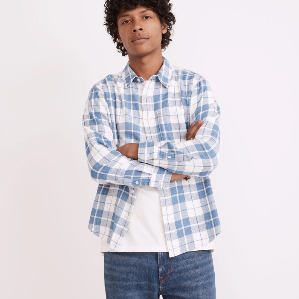 Madewell Blue and White Plaid Easy-Fit Soft Flannel Men’s Button-Down Shirt